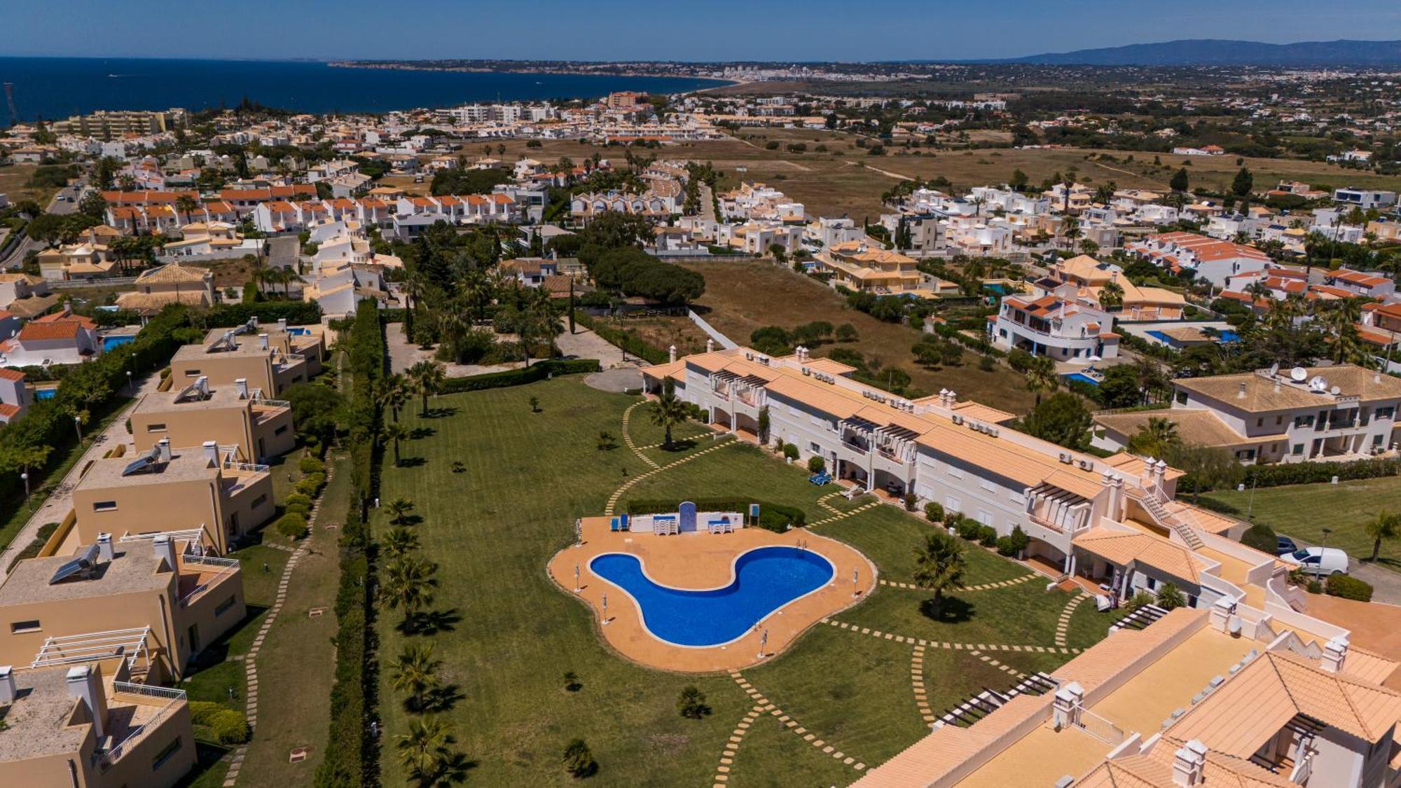 Apartamento No Condominio Baia Village Com Piscina Albufeira Eksteriør billede