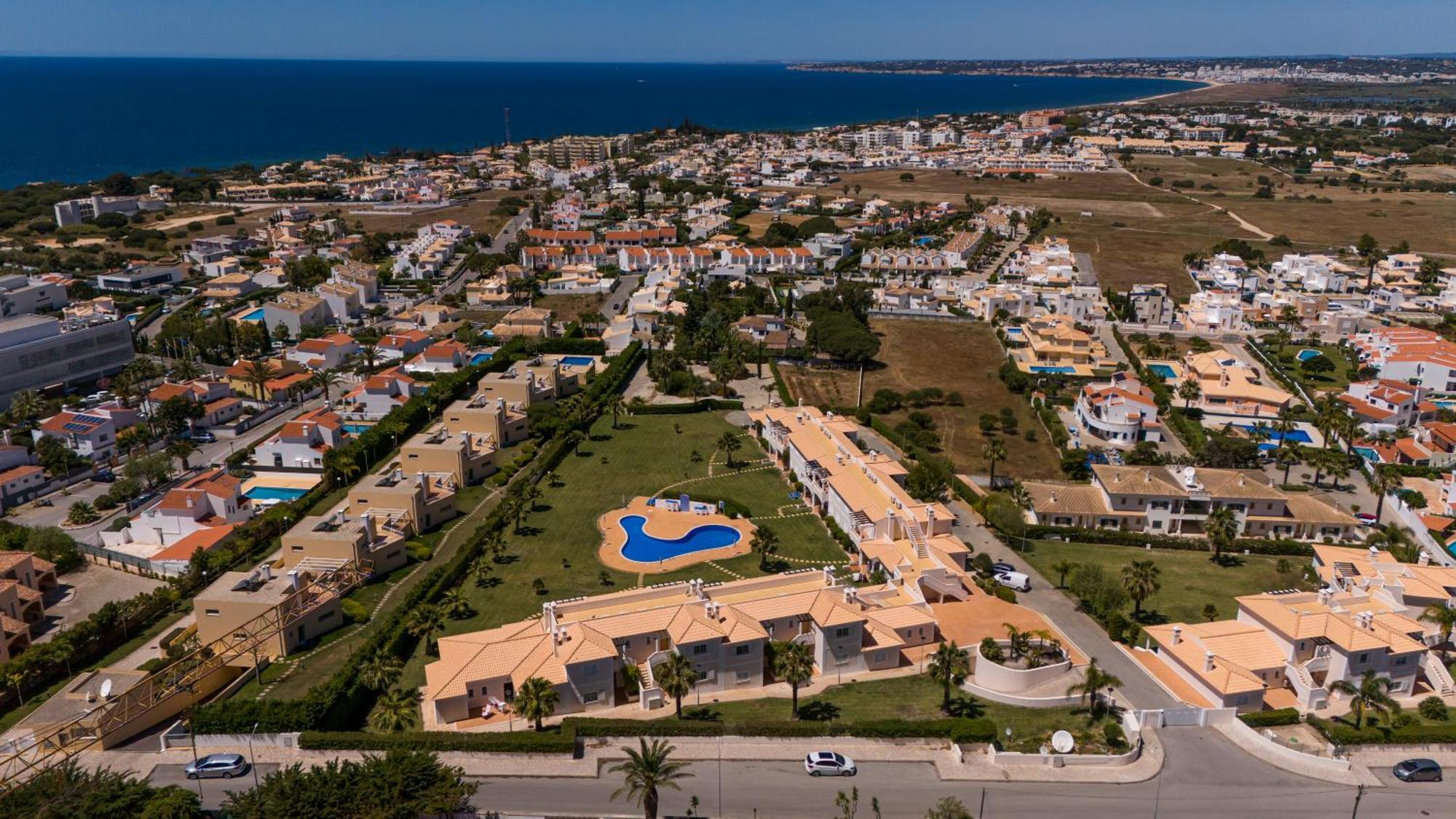 Apartamento No Condominio Baia Village Com Piscina Albufeira Eksteriør billede