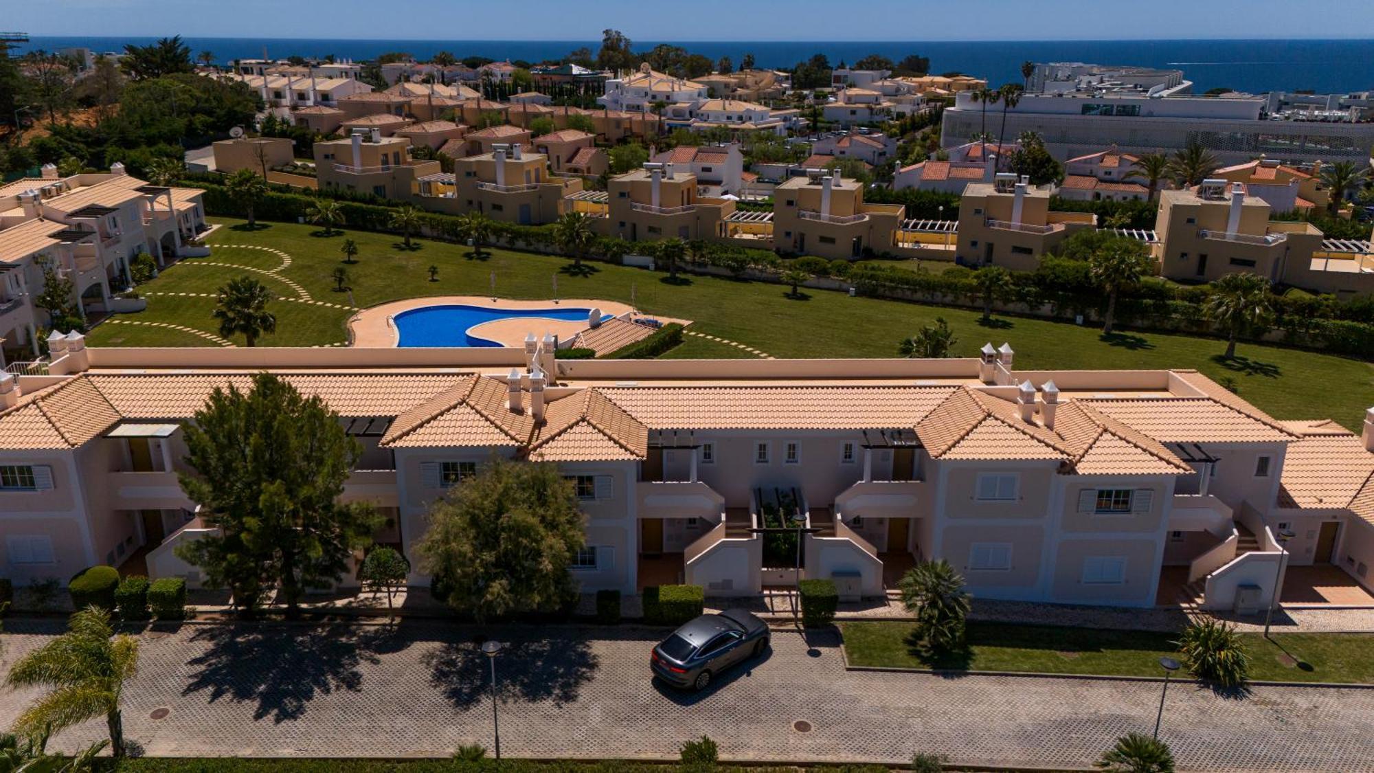 Apartamento No Condominio Baia Village Com Piscina Albufeira Eksteriør billede