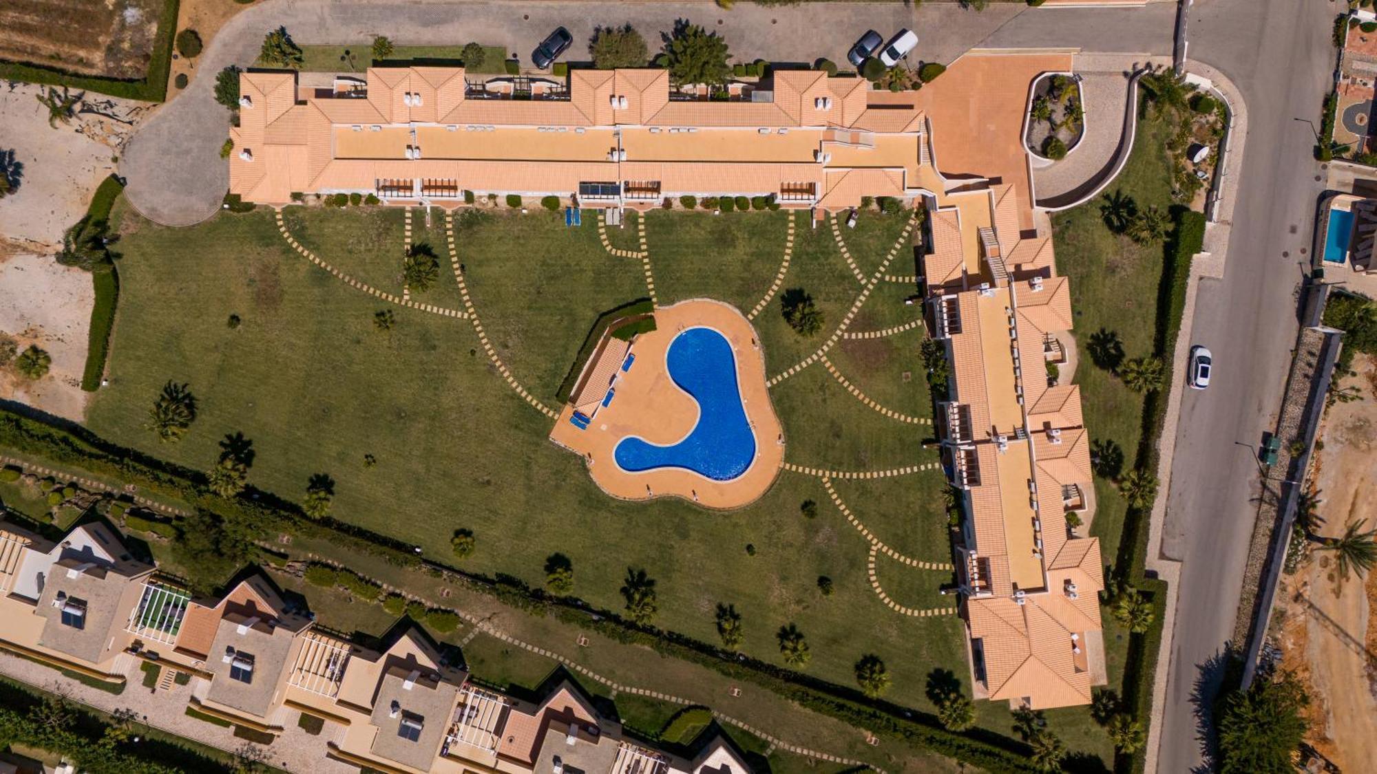 Apartamento No Condominio Baia Village Com Piscina Albufeira Eksteriør billede